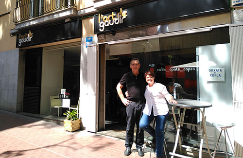 “Després de buscar molt, finalment he trobat el negoci adient on poder portar la meva pròpia gestió i crear un projecte familiar”