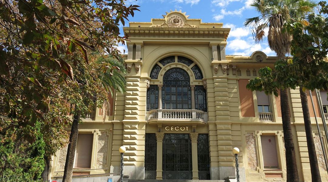 Una cinquantena de persones desocupades es formen al punt d’atenció de Reempresa de la Cecot per adquirir un negoci en funcionament